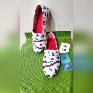 Toms Womens Classic Canvas Flat Shoes Casual Slip On NWT